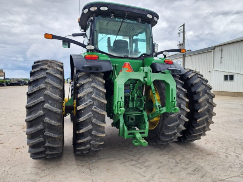 2013 JOHN DEERE 8360R, 360HP, MFWD, 9570 Hours, Pre Def, Front & Rear Duals