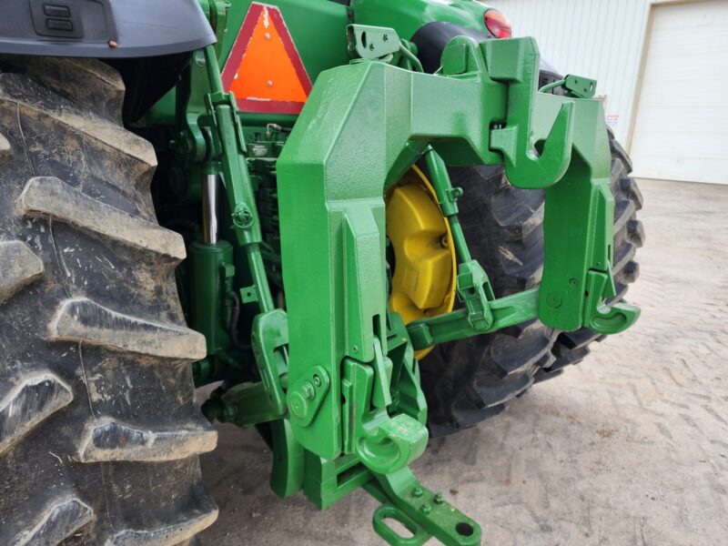 2013 JOHN DEERE 8360R, 360HP, MFWD, 9570 Hours, Pre Def, Front & Rear Duals