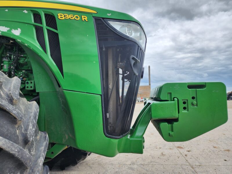 2013 JOHN DEERE 8360R, 360HP, MFWD, 9570 Hours, Pre Def, Front & Rear Duals