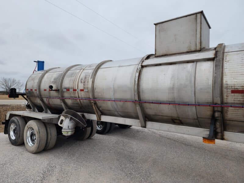 U-4753 1991 West-Mark 6700 Gallon Stainless Steel Semi Tanker