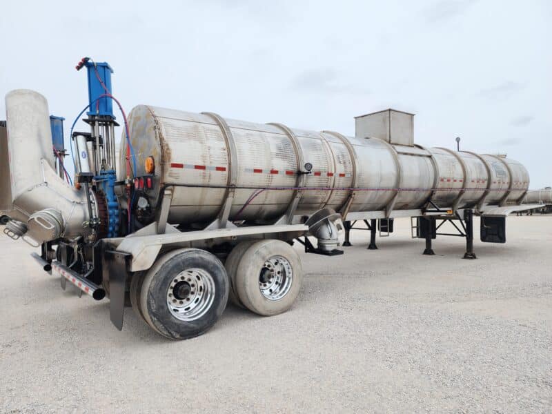 U-4753 1991 West-Mark 6700 Gallon Stainless Steel Semi Tanker