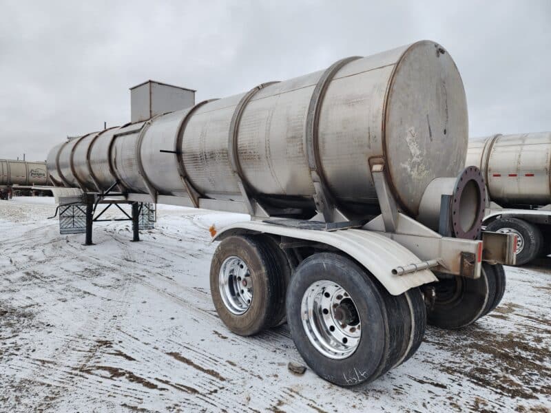 U-4754 1996 West-Mark 6700 Gallon Stainless Steel Semi Tanker