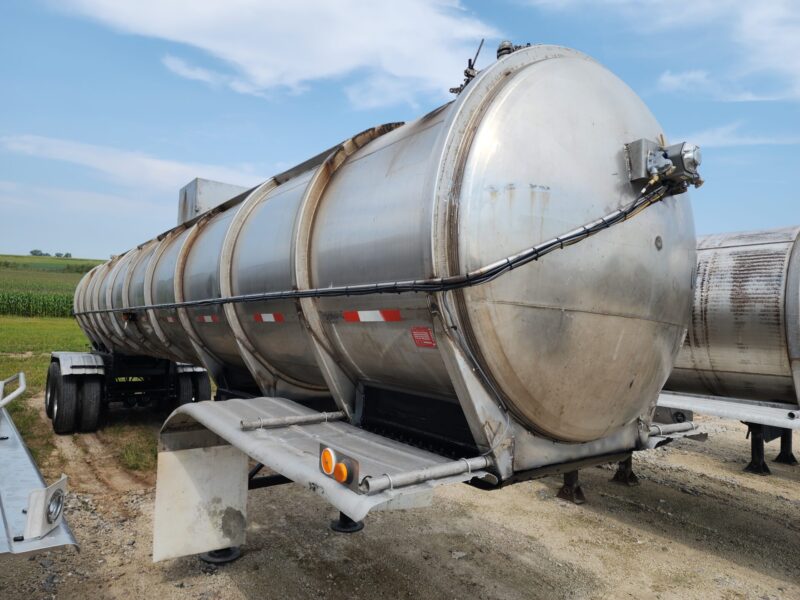 U-4758 6500 Gallon Stainless Steel Semi Tanker- 18″ Unload