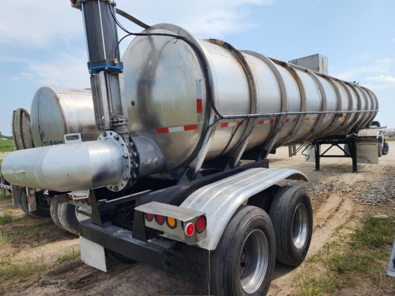 U-4758 6500 Gallon Stainless Steel Semi Tanker- 18″ Unload