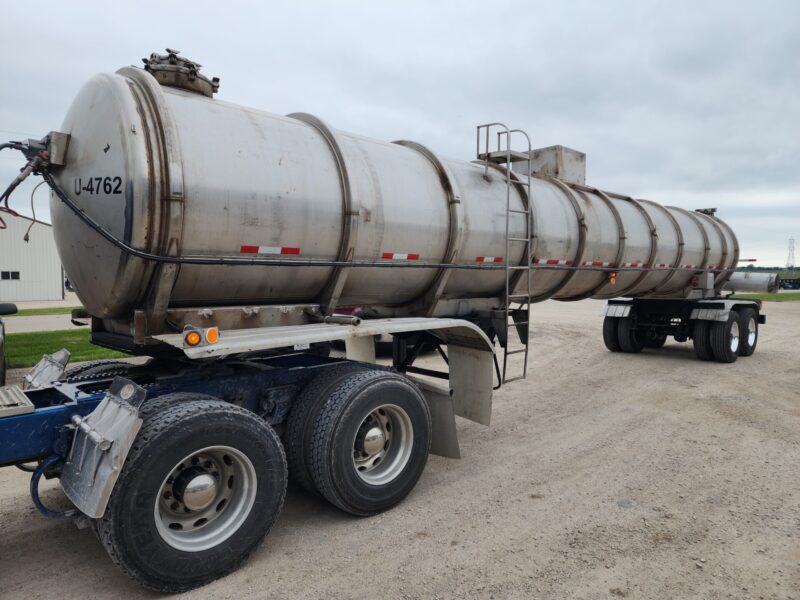 U-4762 6500 Gallon Stainless Steel Semi Tanker- 18″ Unload