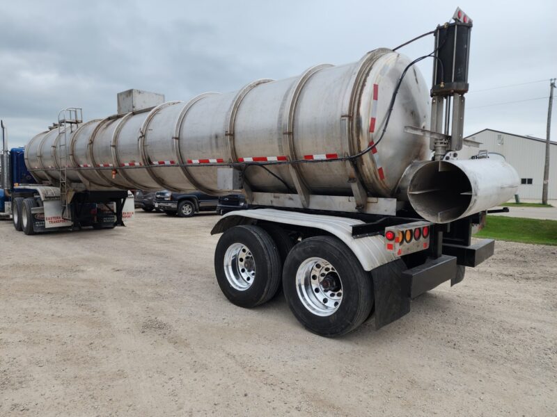 U-4762 6500 Gallon Stainless Steel Semi Tanker- 18″ Unload