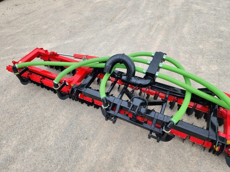 28′ Pottinger Manure Incorporation Disc w/ Distributor