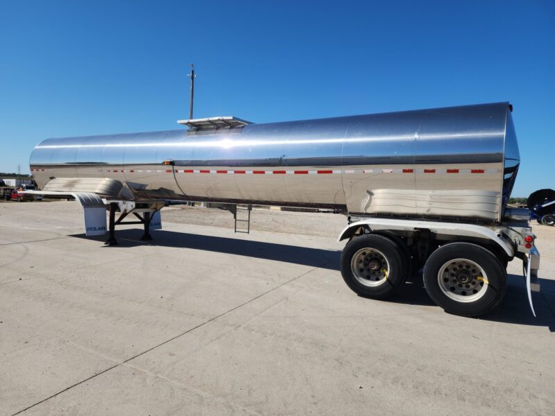 U-4764 2001 Polar 6500 Gallon Stainless Steel Semi Tanker