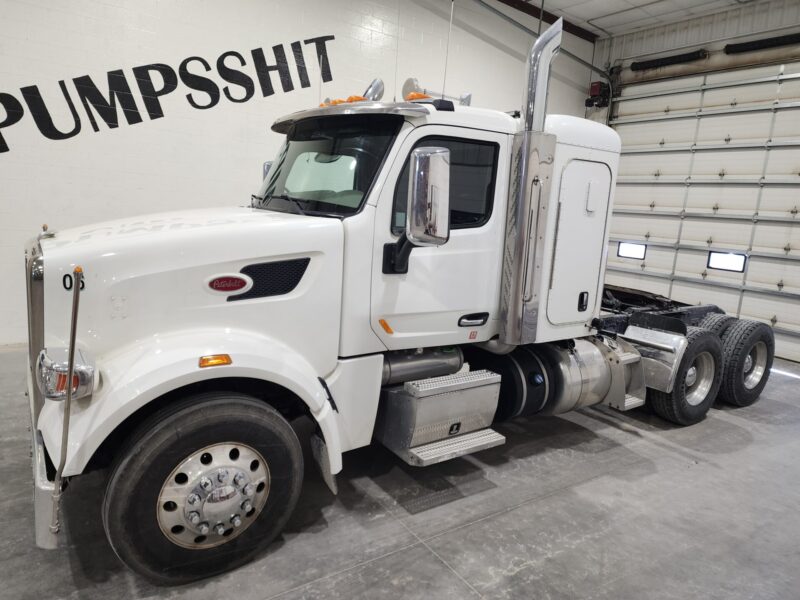 2018 Peterbilt 567