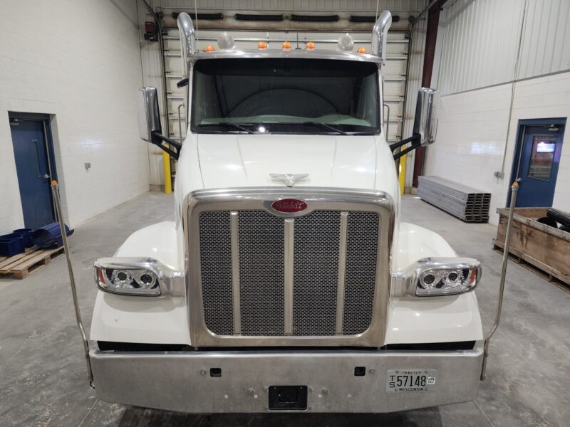 2018 Peterbilt 567