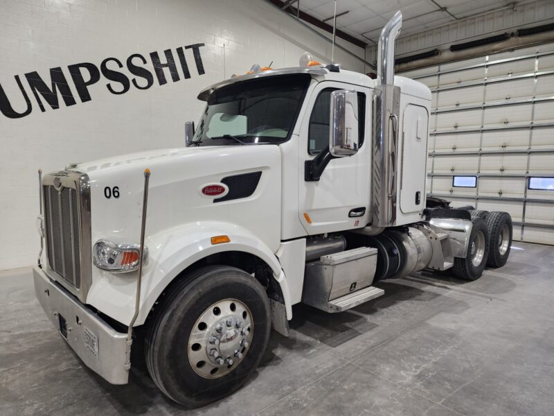 2018 Peterbilt 567