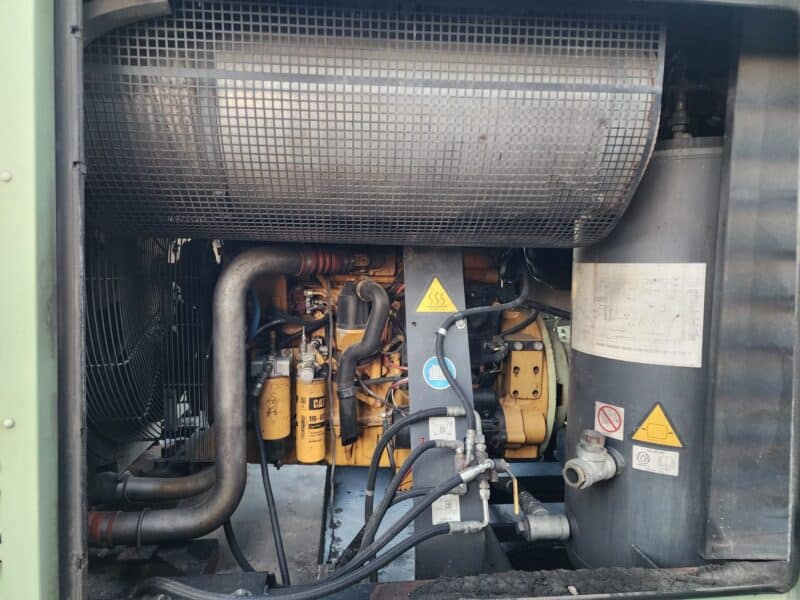 900 CFM SullAir Compressor Cat C9 Acert Engine. Only 5615 Hours.