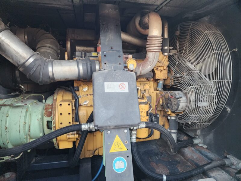 900 CFM SullAir Compressor Cat C9 Acert Engine. Only 5615 Hours.