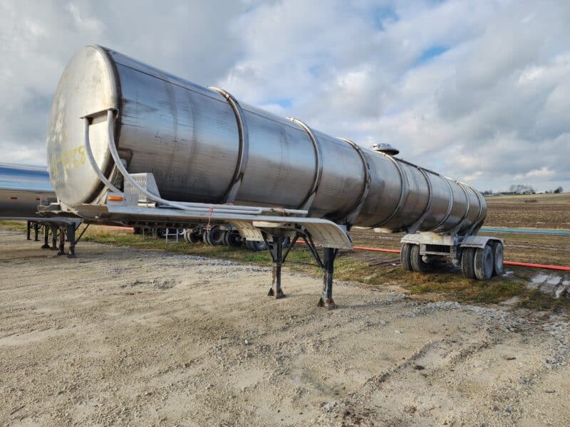 U-4768 2006 West-Mark 6700 Gallon Stainless Steel Semi Tanker