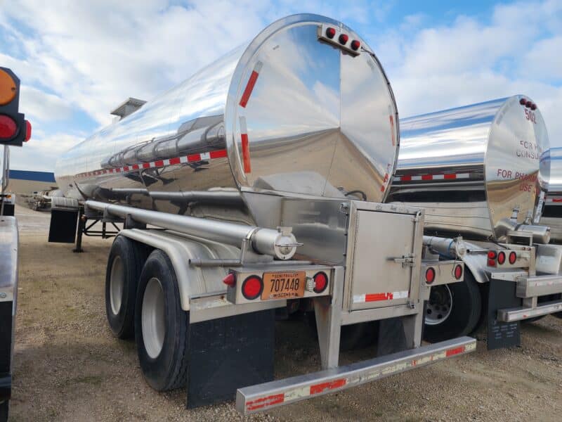 U-4772 1994 Bar-Bel 6500 Gallon Stainless Steel Semi Tanker