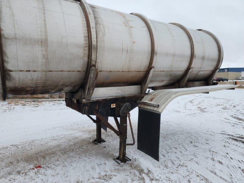 U-4772 1994 Bar-Bel 6500 Gallon Stainless Steel Semi Tanker