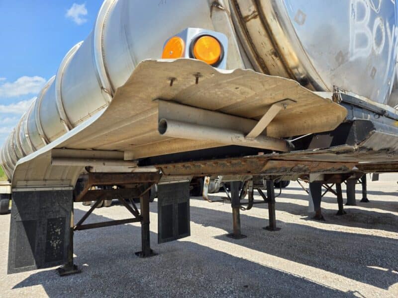 U-4772 1994 Bar-Bel 6500 Gallon Stainless Steel Semi Tanker