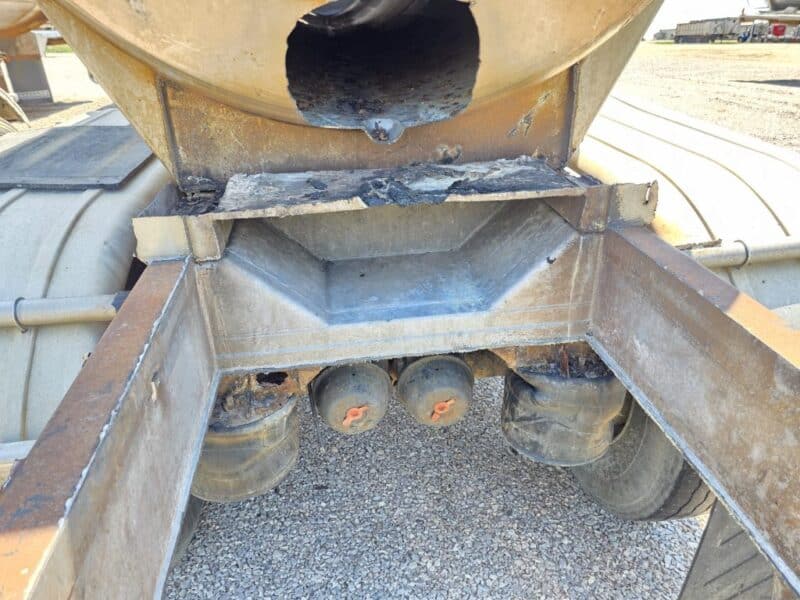 U-4772 1994 Bar-Bel 6500 Gallon Stainless Steel Semi Tanker