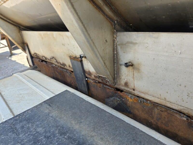 U-4772 1994 Bar-Bel 6500 Gallon Stainless Steel Semi Tanker
