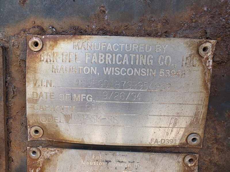 U-4772 1994 Bar-Bel 6500 Gallon Stainless Steel Semi Tanker