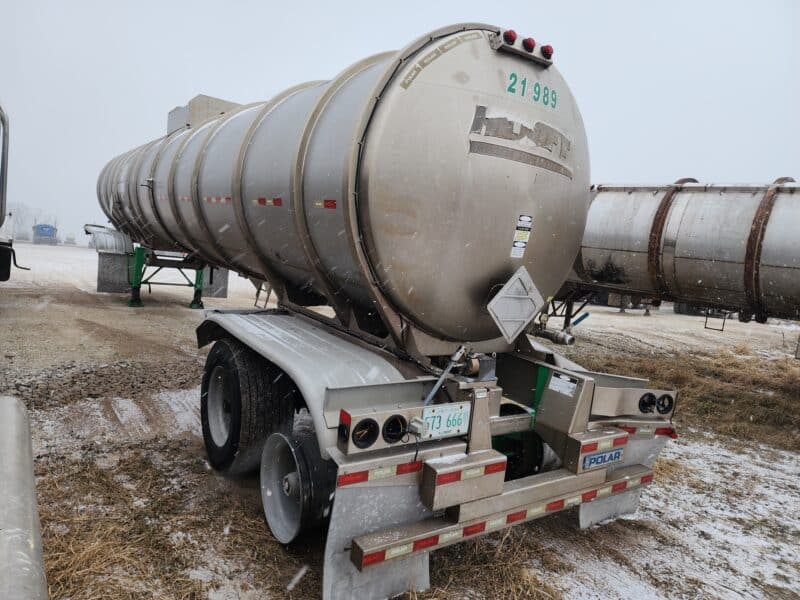 U-4776 2016 Polar 8500 Gallon Stainless Steel Semi Tanker