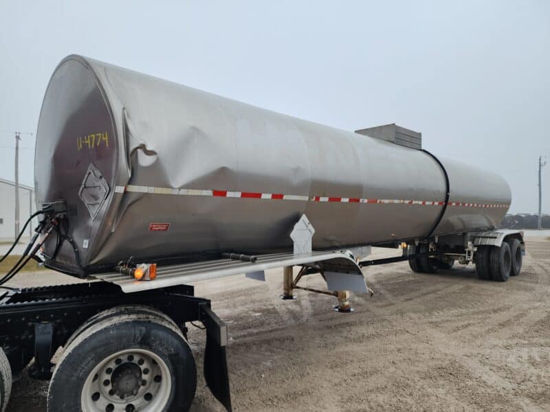 U-4774 1979 Butler 6900 Gallon Stainless Steel Semi Tanker