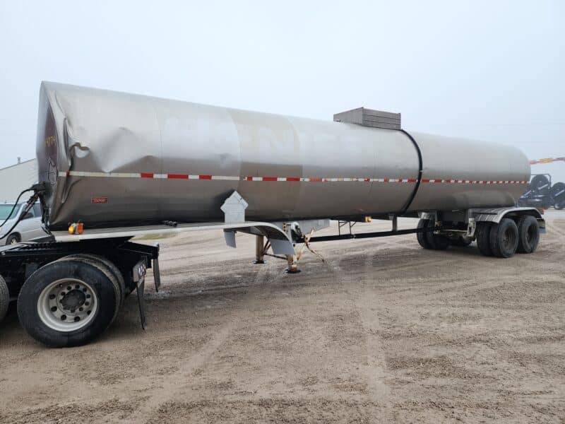 U-4774 1979 Butler 6900 Gallon Stainless Steel Semi Tanker