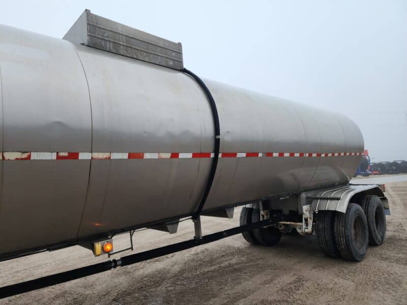 U-4774 1979 Butler 6900 Gallon Stainless Steel Semi Tanker