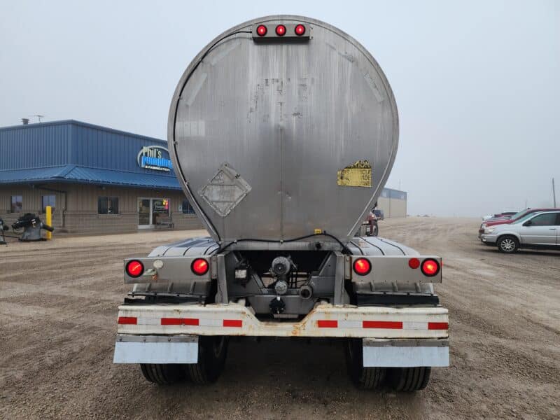 U-4774 1979 Butler 6900 Gallon Stainless Steel Semi Tanker