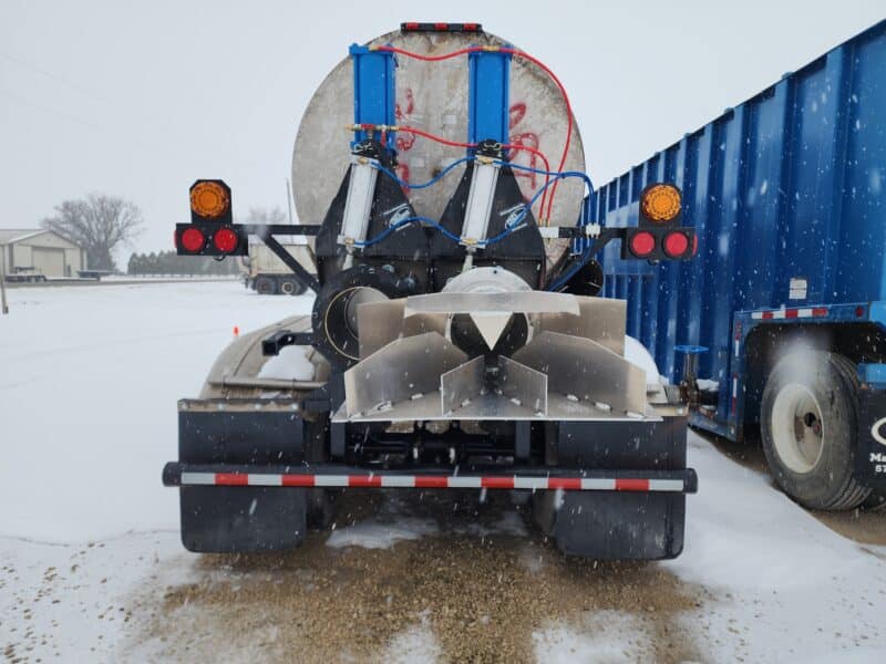 U-4769 1999 West-Mark 6700 Gallon Stainless Steel Semi Tanker