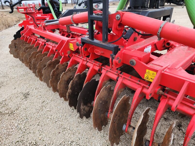 P20922105 Phil’s Pumping 20′ Pottinger Disc Manure Incorporator w. 6″ Swing pipe