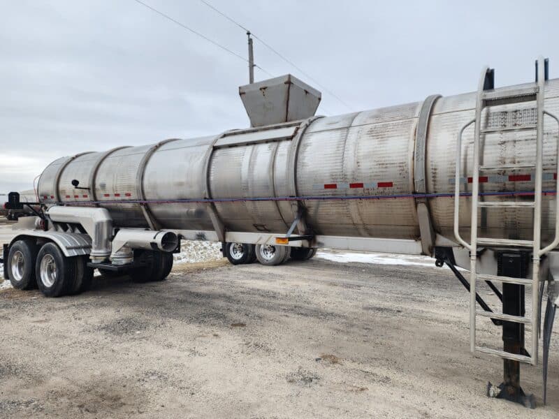 U-4767 1999 West-Mark 6700 Gallon Stainless Steel Semi Tanker