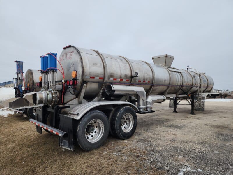 U-4767 1999 West-Mark 6700 Gallon Stainless Steel Semi Tanker