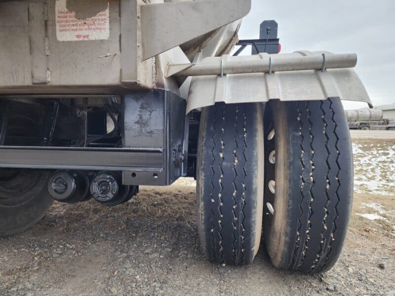 U-4767 1999 West-Mark 6700 Gallon Stainless Steel Semi Tanker