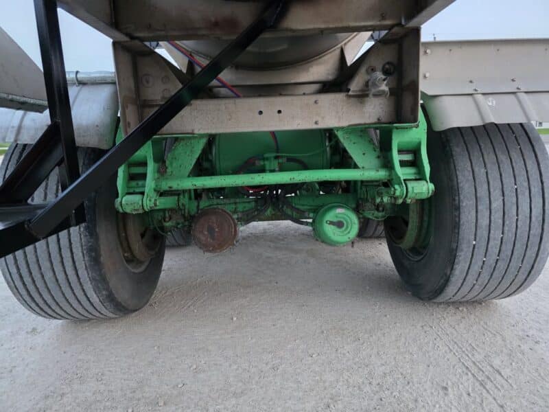 U-4776 2016 Polar 8500 Gallon Stainless Steel Semi Tanker