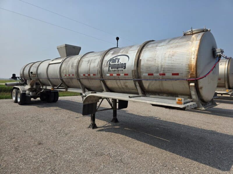 U-4773 1985 West-Mark 6800 Gallon Stainless Steel Semi Tanker