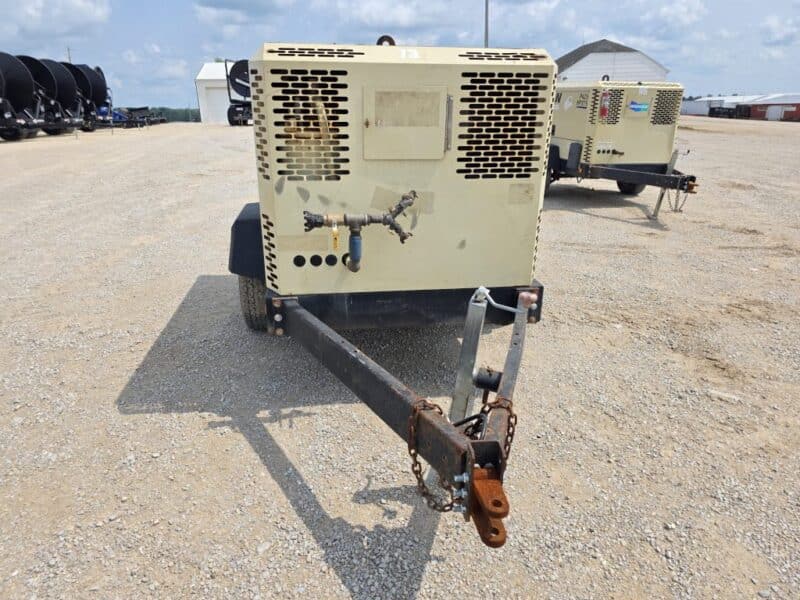 AC-73 425 CFM 2013 Doosan Cummins Engine Air Compressor