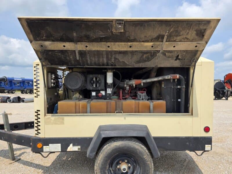 AC-73 425 CFM 2013 Doosan Cummins Engine Air Compressor