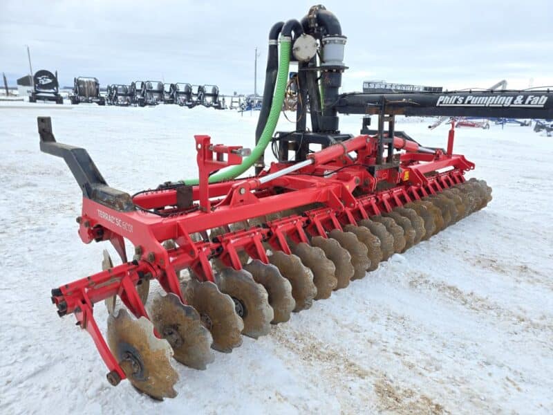 #51 Phil’s Pumping 20′ Pottinger Disc Manure Incorporator w. 6″ Stinger