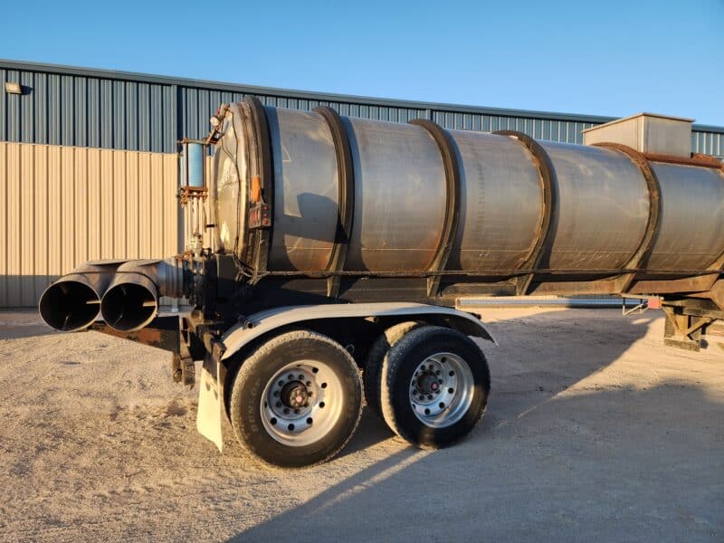 U-4781 6300 Gallon Dual 12″ Unload Stainless Steel Semi Tanker