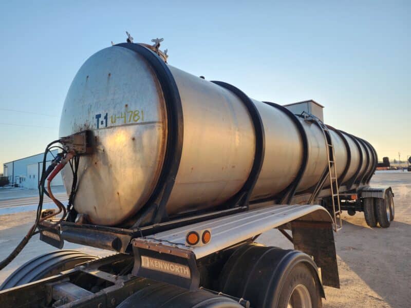 U-4781 6300 Gallon Dual 12″ Unload Stainless Steel Semi Tanker