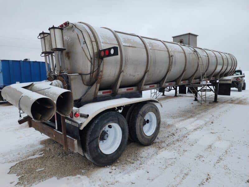 U-4784 6000 Gallon Dual 12″ Unload Stainless Steel Semi Tanker