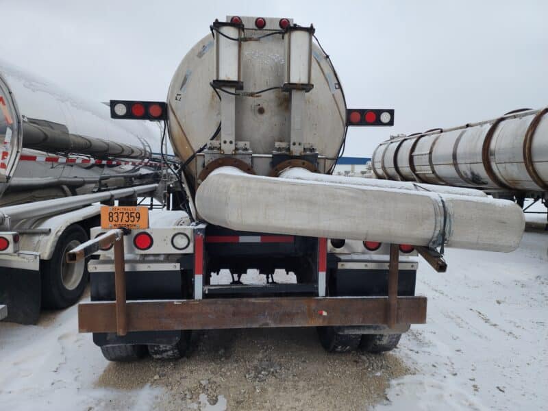 U-4784 6000 Gallon Dual 12″ Unload Stainless Steel Semi Tanker