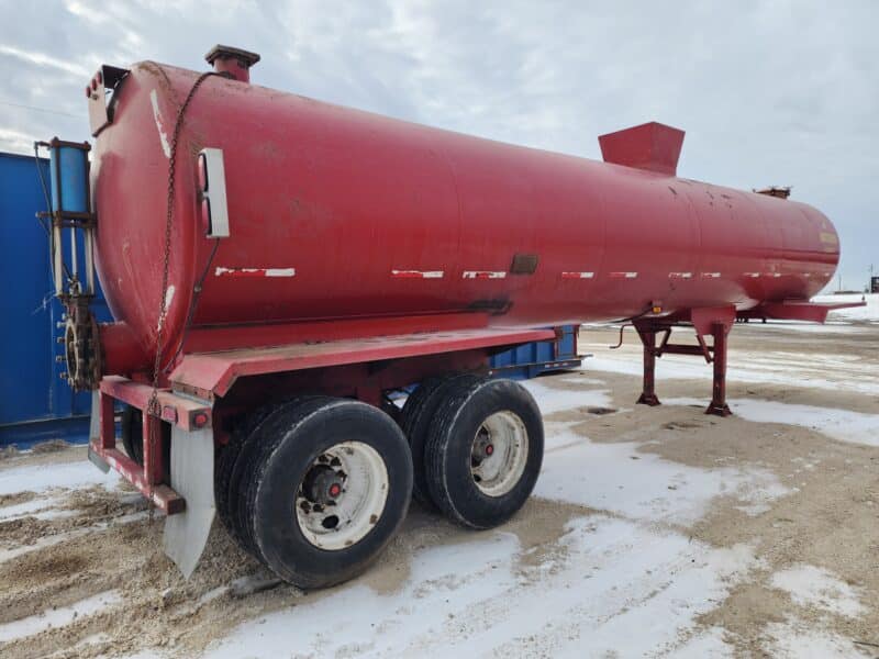 6800 Gallon Northern Steel Semi Tanker 12″ rear unload