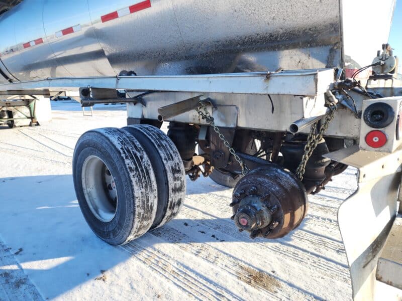 U-4779 2000 Polar 5000 Gallon Stainless Steel Semi Tanker