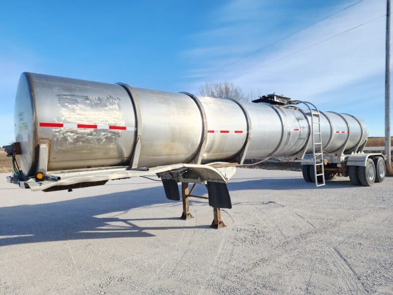 U-4786 2003 West Mark 6400 Gallon Stainless Steel Semi Tanker