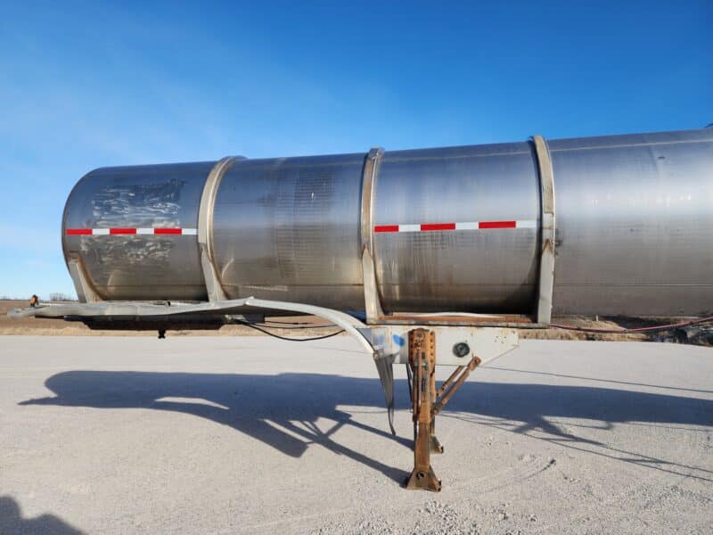 U-4786 2003 West Mark 6400 Gallon Stainless Steel Semi Tanker