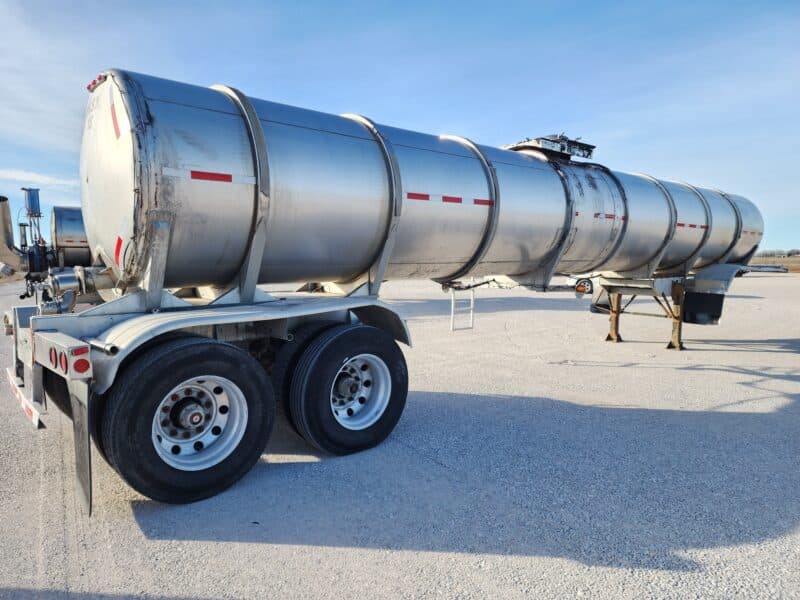 U-4786 2003 West Mark 6400 Gallon Stainless Steel Semi Tanker