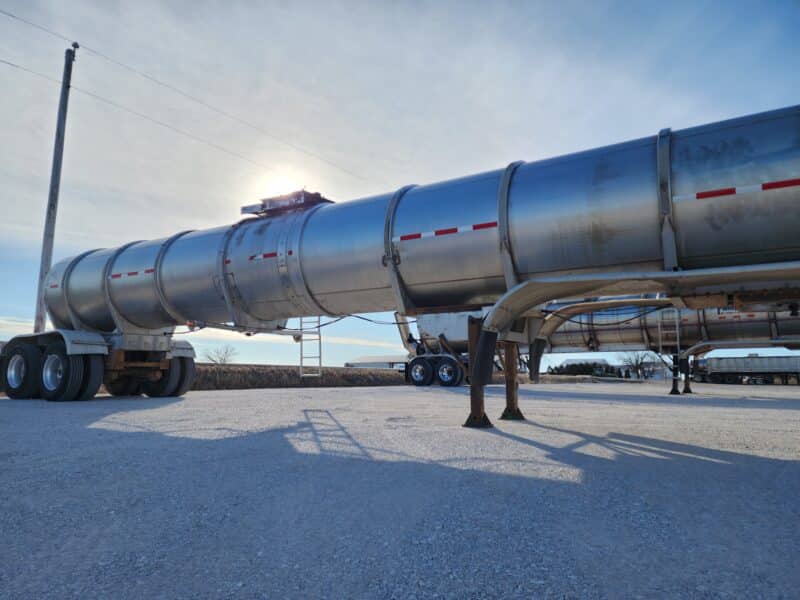 U-4786 2003 West Mark 6400 Gallon Stainless Steel Semi Tanker