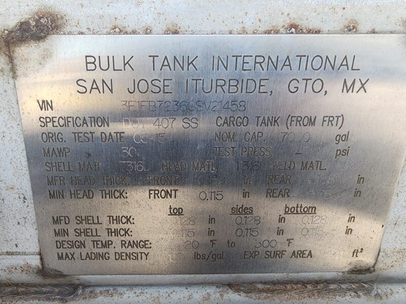 U-4777 2015 Bulk 7000 Gallon Stainless Steel Semi Tanker